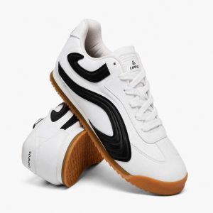 sneakers 2000x2000 q90